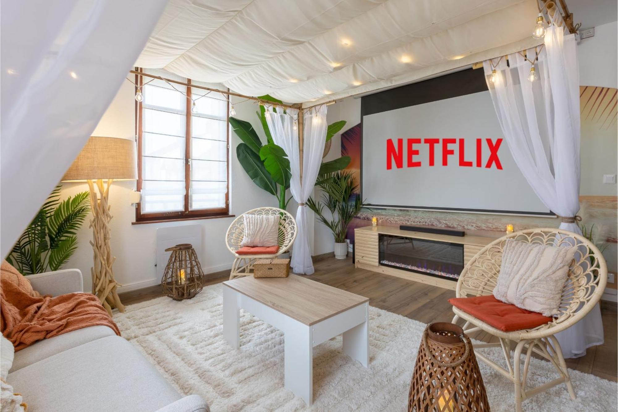 Lit Rond Tres Grand Et Confortable - Garage Possible Ou Parking Gratuit Rue - Gare 2 Min Et Ville 4 Min En Tram - Ciel Etoile - Netflix Videoprojecteur - Luxe Et Evasion Strasbourg Exteriör bild